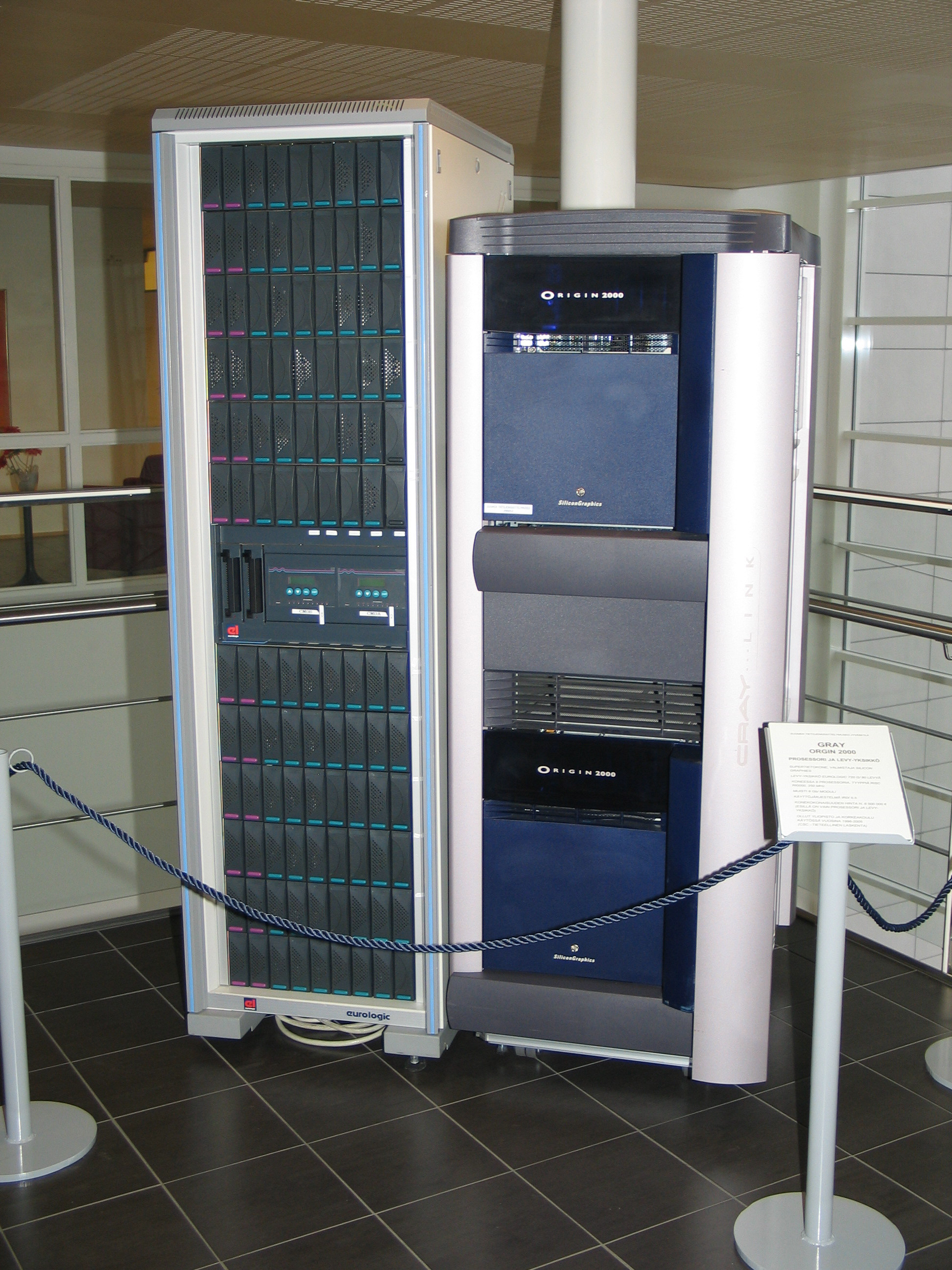 1990-luku, supertietokone Crayn nelj�s sukupolvi Suomessa